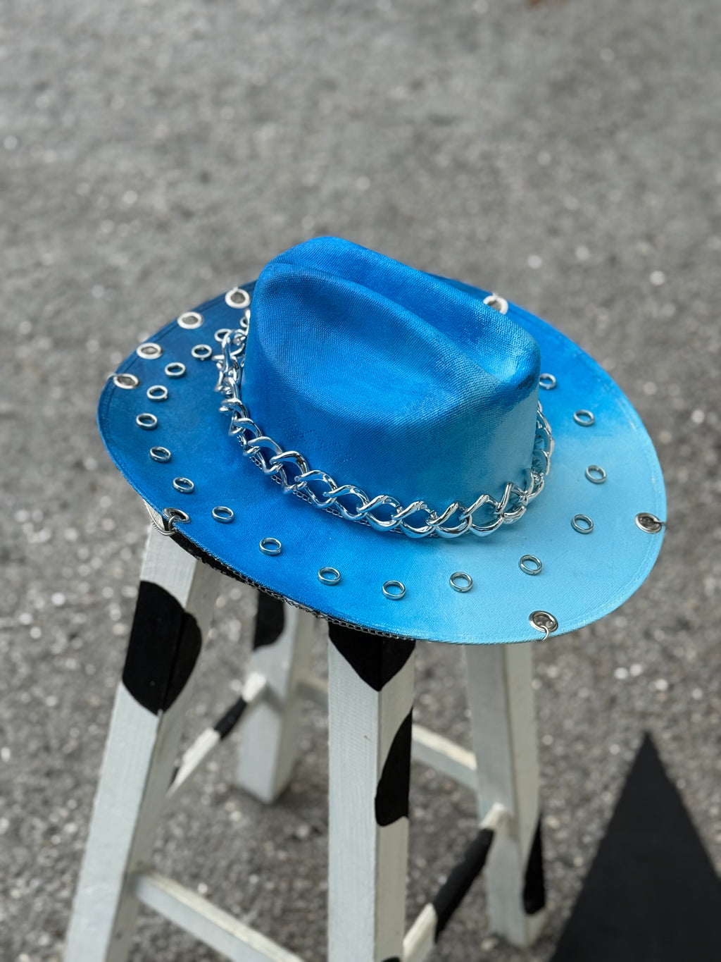 MARÍA HAT