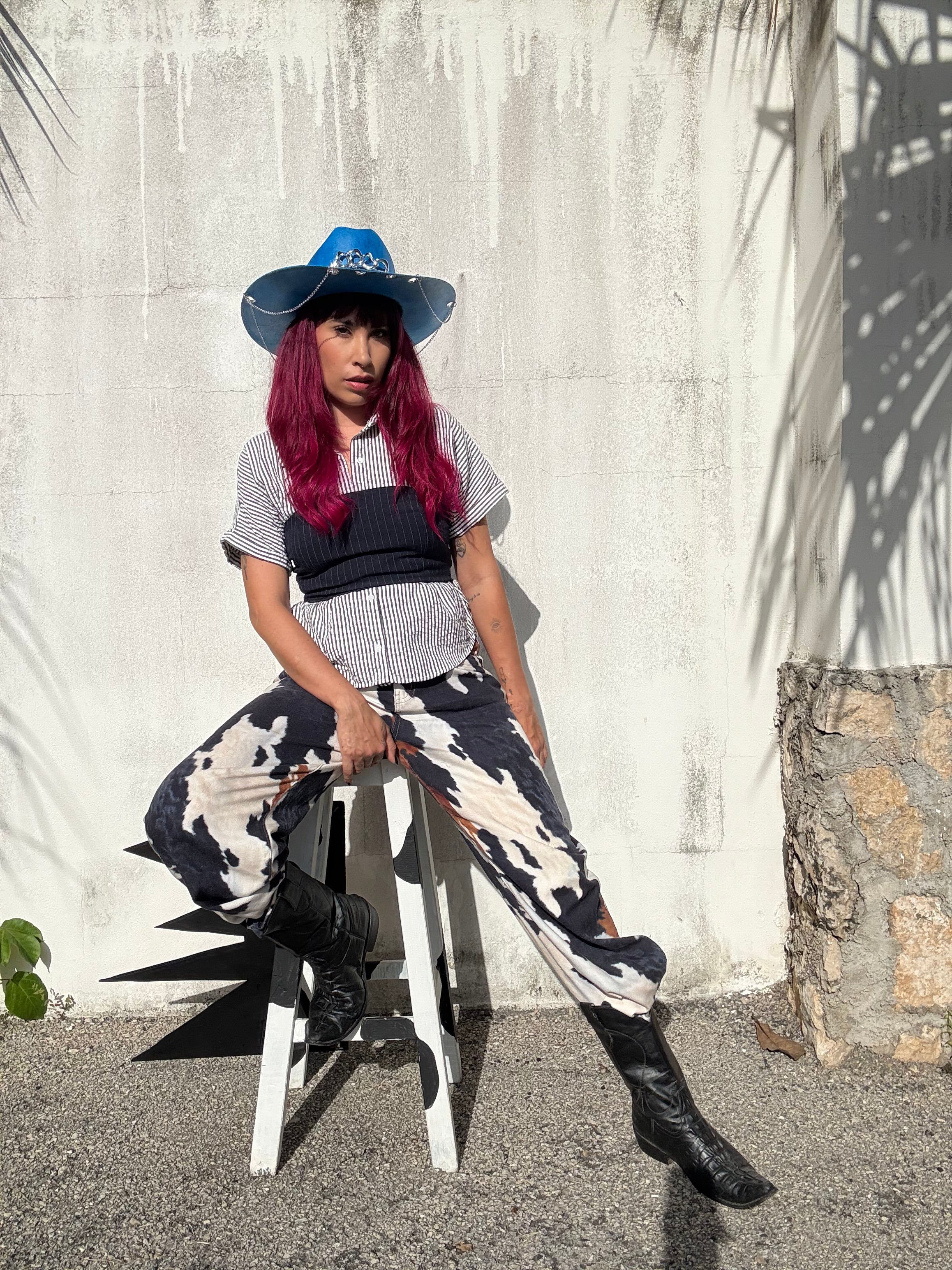 MARÍA HAT